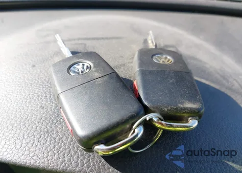 2014 Volkswagen Passat 2.5L Se из США, поврежденный, VIN 1VWBH7A38EC015013